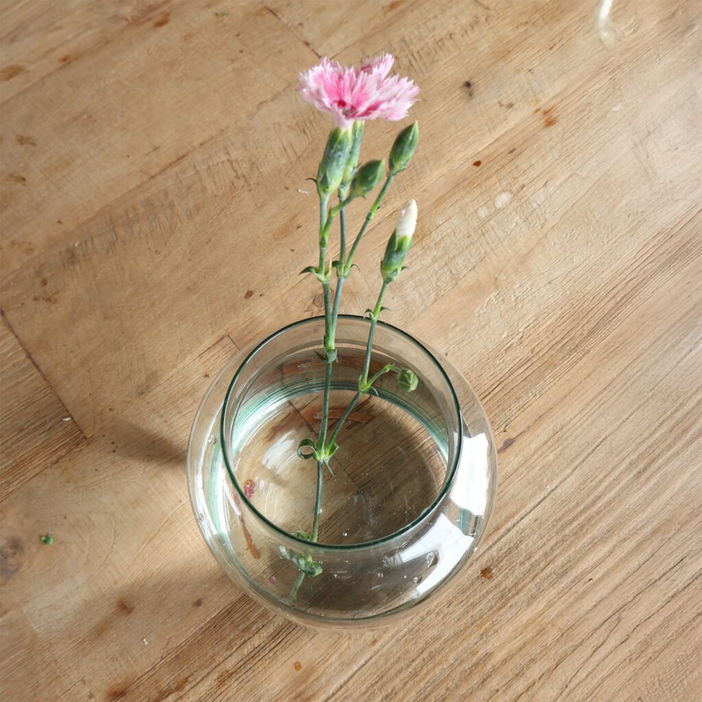1 steel kruislings bloemschikken